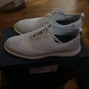 Cole hasn’t. Gently used and barely worn. Cole Haan | Shoes | Cole Hasnt Gently Used And Barely Worn  main image 2